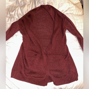 this is a cardigan, little to no use i would say , definitely a good fall fit